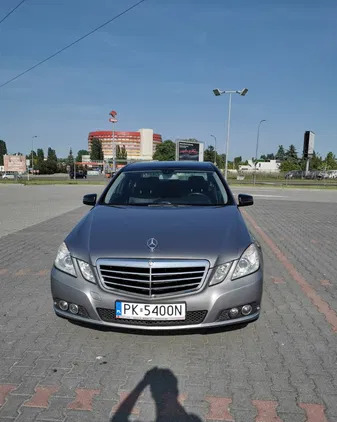 mercedes benz Mercedes-Benz Klasa E cena 53000 przebieg: 180000, rok produkcji 2010 z Kalisz